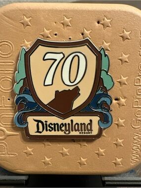 Disney D23 Disneyland 70th Anniversary Pin Destinations Grizzly Peak LE 1000 DCA